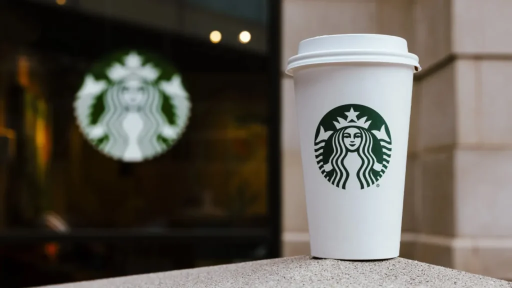 Starbucks Kuzey Amerika Bölgesinde Yaklaşık 250 Mağazasını Kapatma Kararı Aldı
