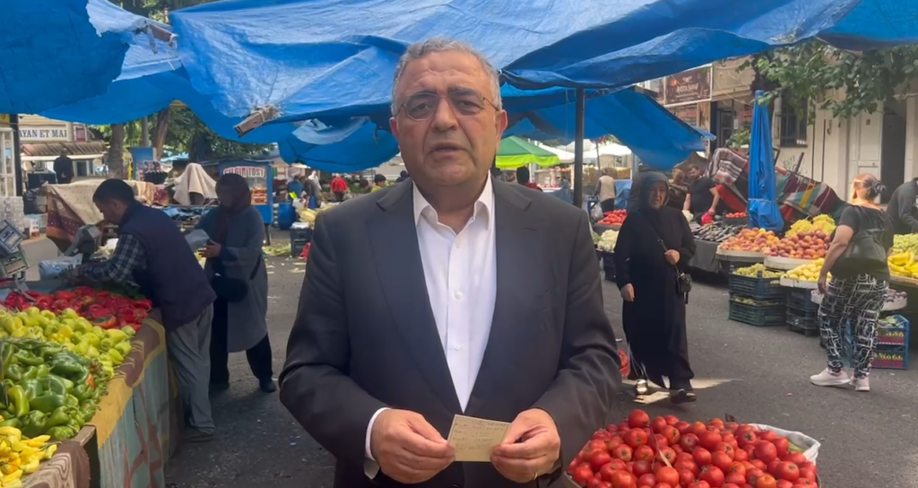 Milletvekili Sezgin Tanrıkulu Diyarbakır Semt Pazarında Ekonomik Göstergeleri ve Geçim Sıkıntısını Değerlendirdi