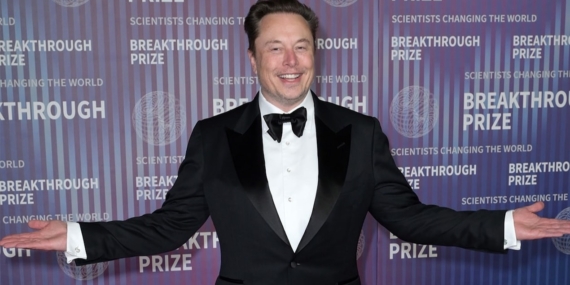 SpaceX ve Tesla hisselerindeki değer artışıyla Elon Musk yeniden 1 trilyon dolar sınırını aştı